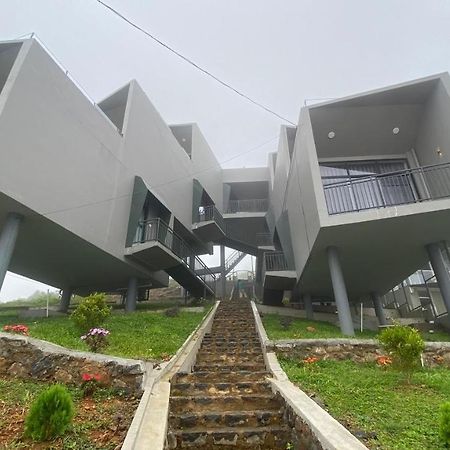 Hill Monk- Dazzling Vega Hotel วากามอน ภายนอก รูปภาพ